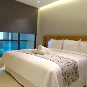 **** Hotel Kavia Mexico